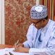 Buhari Signing Minimum Wage Bill, Naija News Hausa, Hausa News, Labaran Hausa daga Naija News